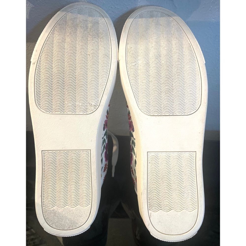 Betsey Johnson Maya Women's Mayas Low Top Lace Up Fashion Sneakers Size 8 - Picture 9 of 9